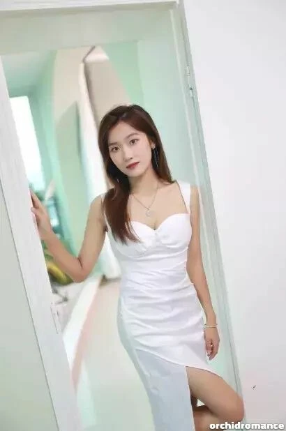 Zhou Profile image 2