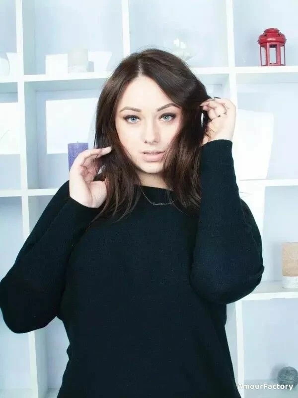 Viktoriya Profile image 4