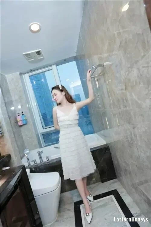 Liu Jing Profile image 4
