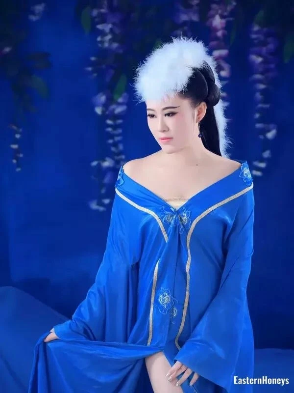 Sara Profile image 3