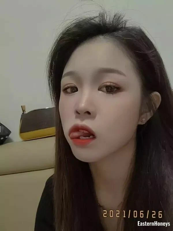 Yuying Li Profile image 2