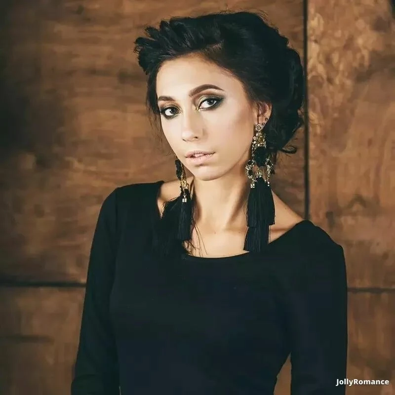 Anzhela Profile image 1