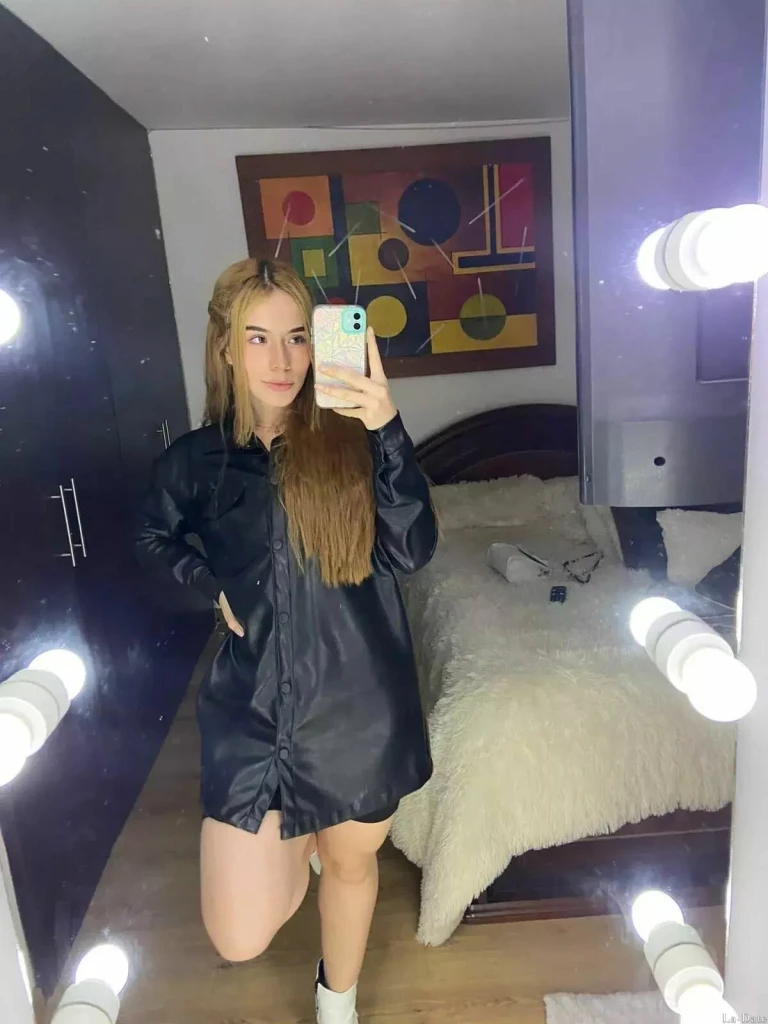 Daniela Profile image 1