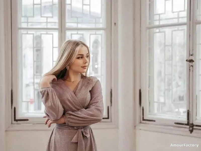 Angelina Profile image 1