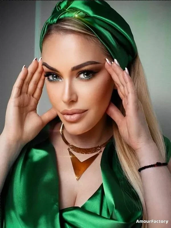 Alina Profile image 3