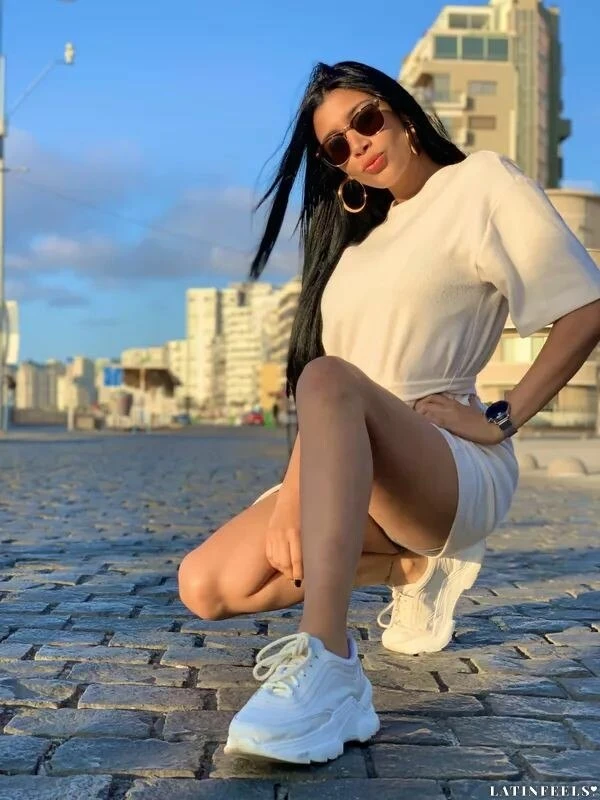 Mariana Profile image 1