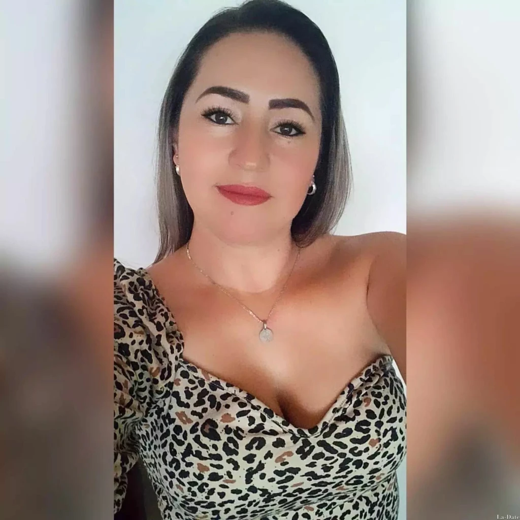 Ana Maria Profile image 3