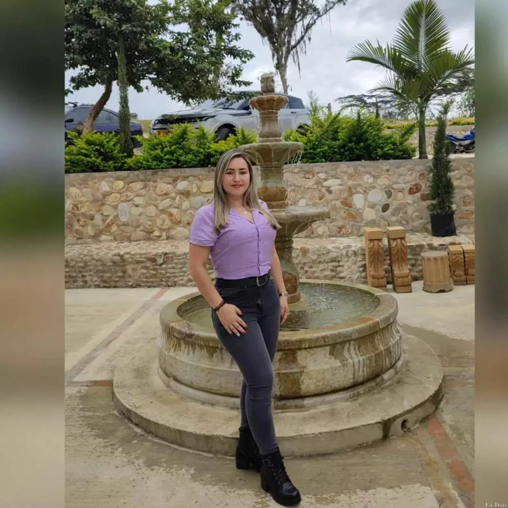 Ana Maria Profile image 1