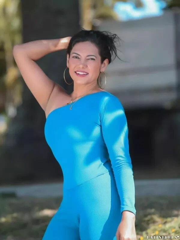 Franccesca Profile image 4