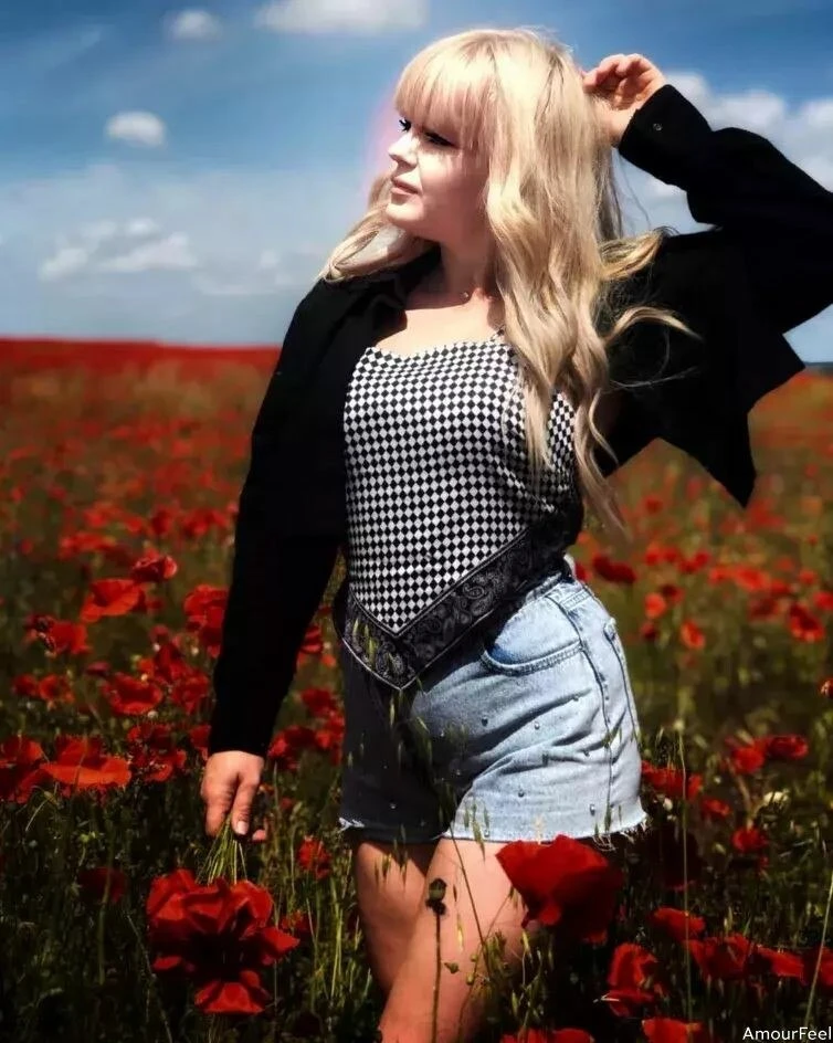 Andriana Profile image 4