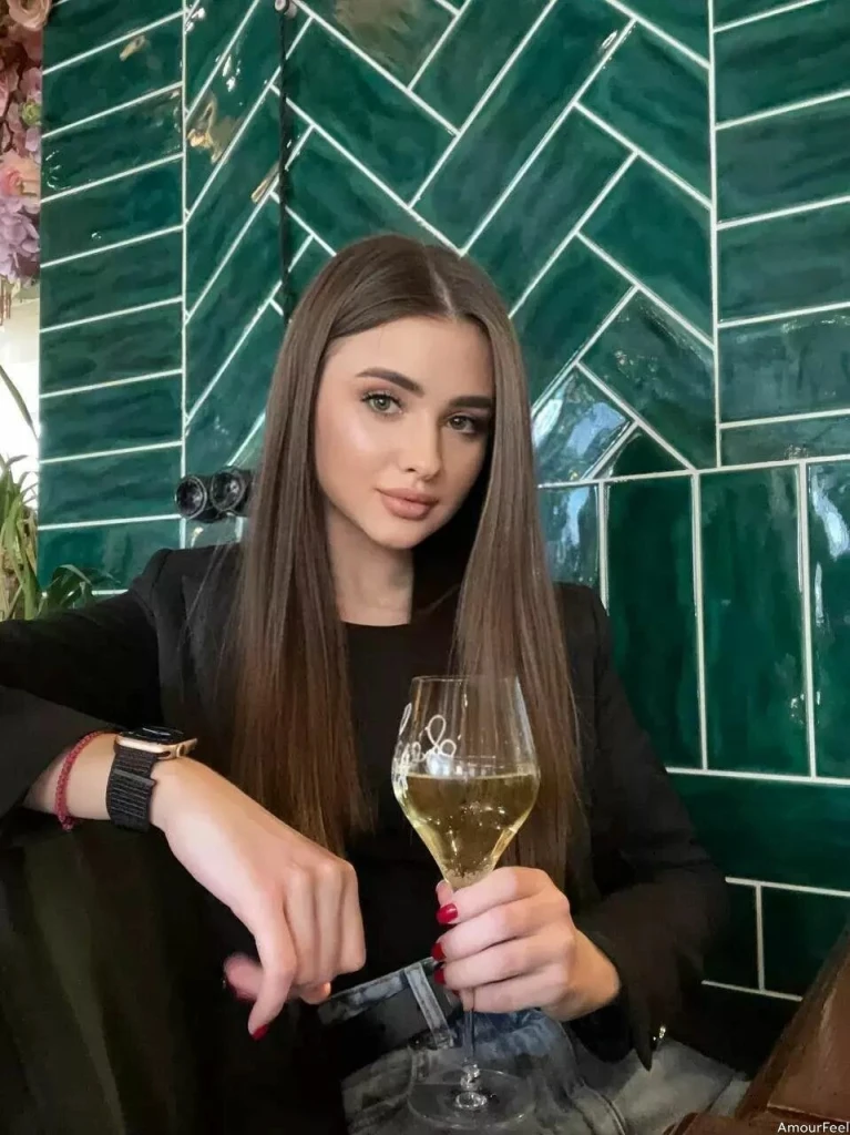Kateryna Profile image 4