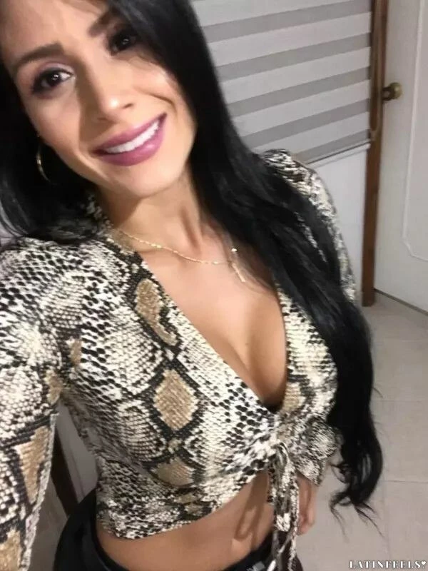 Sandra Profile image 4