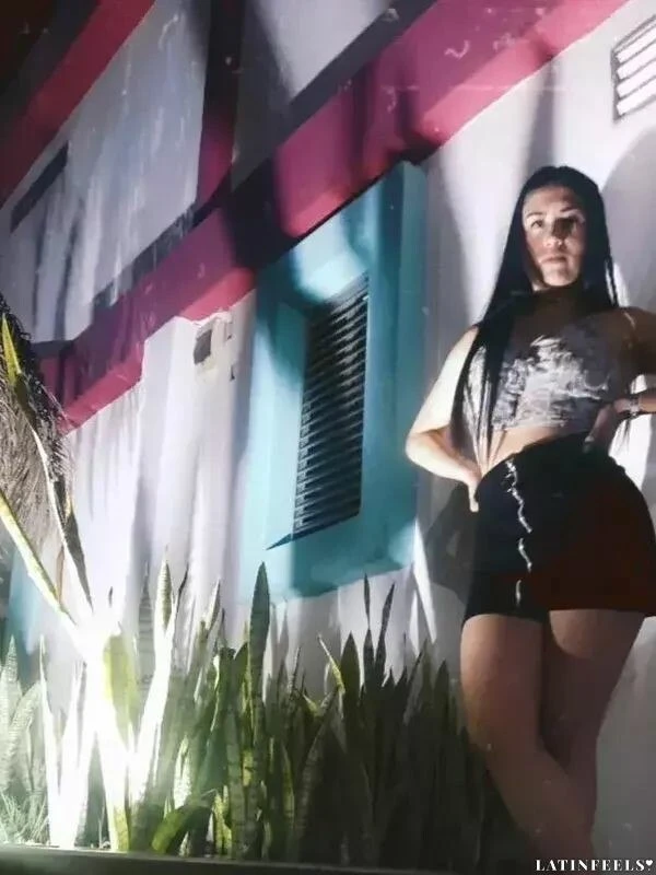 Paula Profile image 1